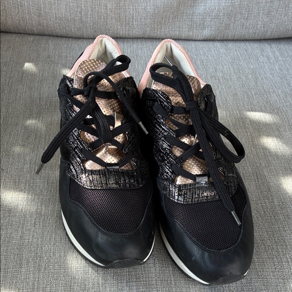 Geox Black and Pink Women's Sneakers